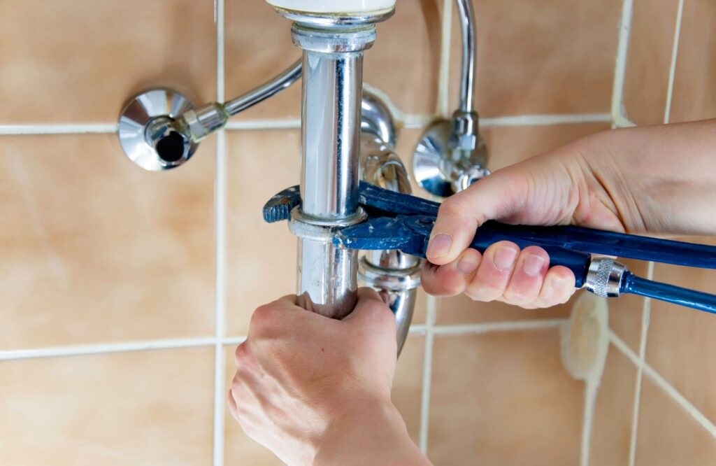 Does a Plumber Replace Pipes? What You Should Know